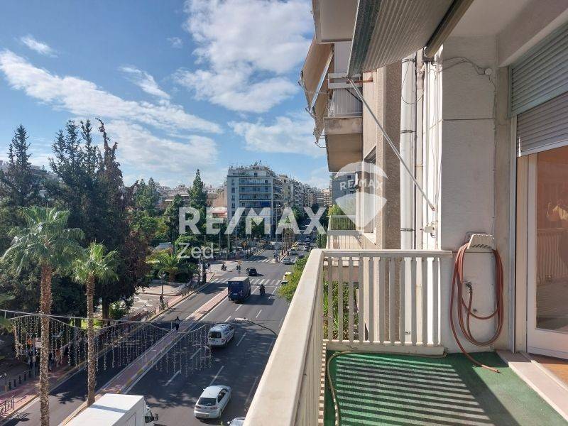 Θέα από μπαλκόνι