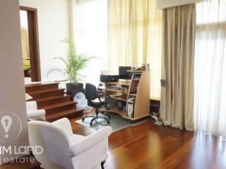 Forumland Real Estate, Σαλόνι με τζάκι