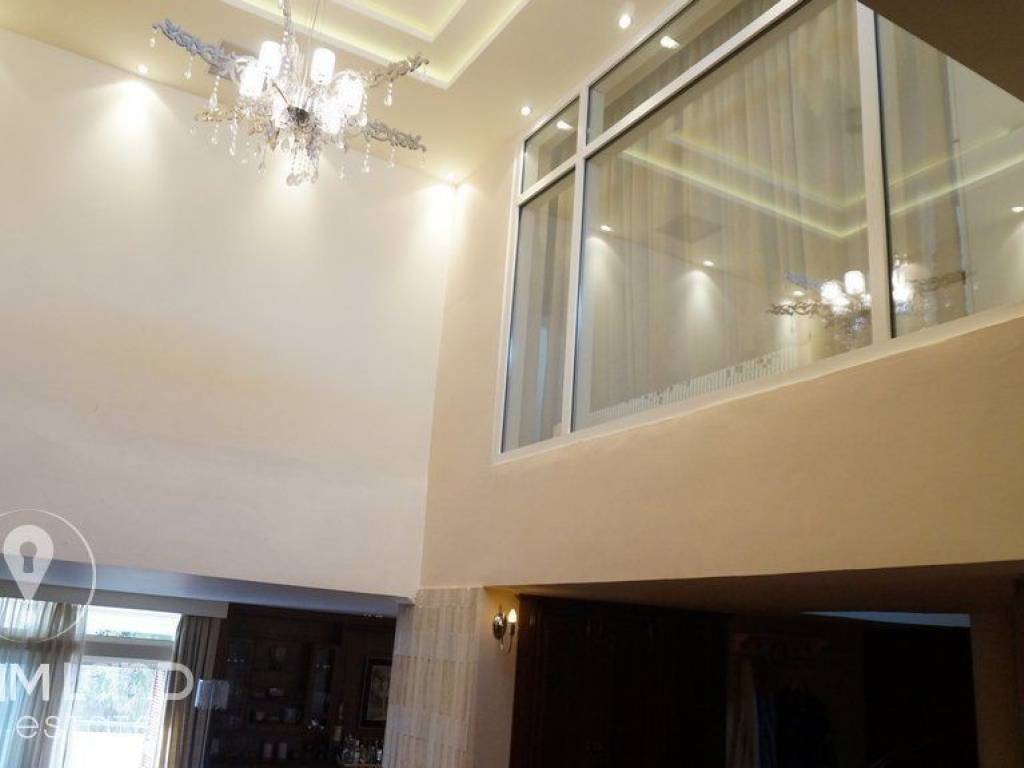 Forumland Real Estate, Αίθριος χώρος