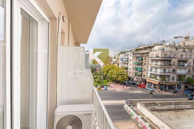 Θέα από μπαλκόνι