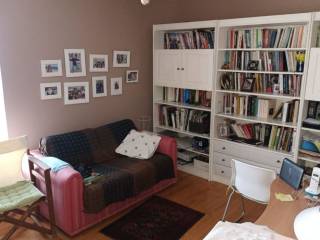 BIBLIOTHEKE- GRAPHEIO