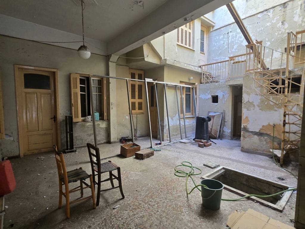 Εσωτερικοι χώροι