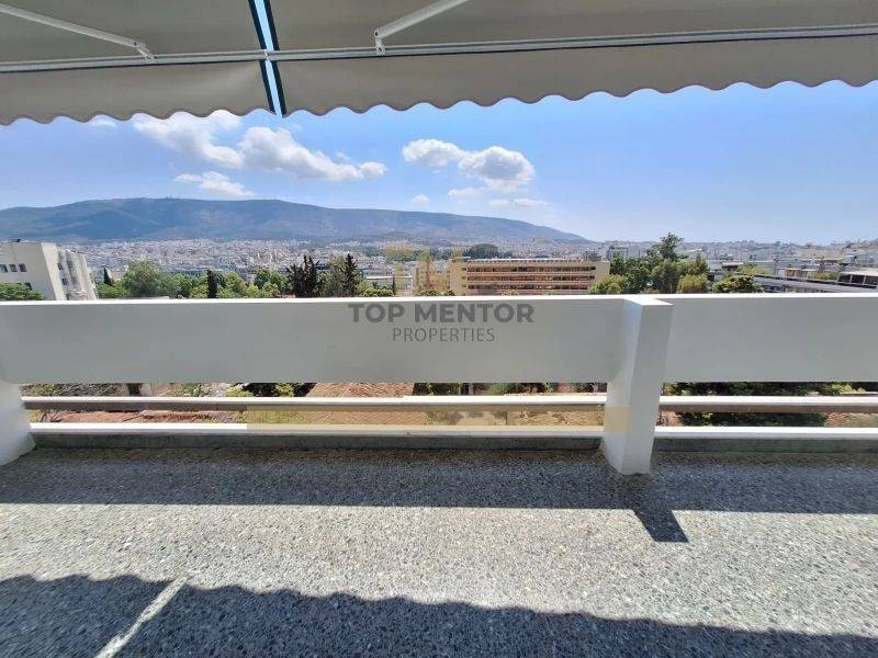 Θέα από μπαλκόνι