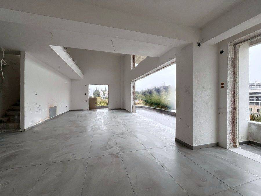 Kathistiko kai koyzina.