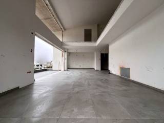 Kathistiko kai koyzina.