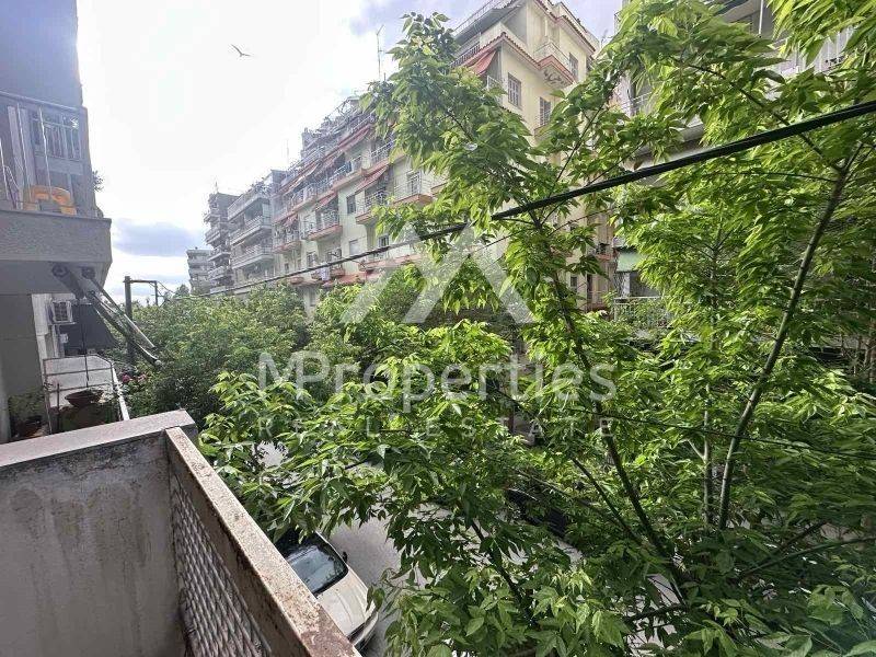 Θέα από μπαλκόνι