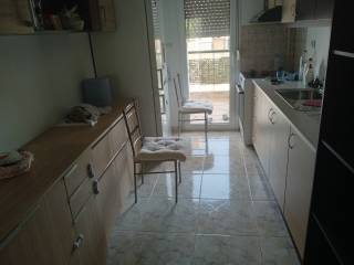 Εντοιχισμένη κουζίνα, μεγάλη βεράντα