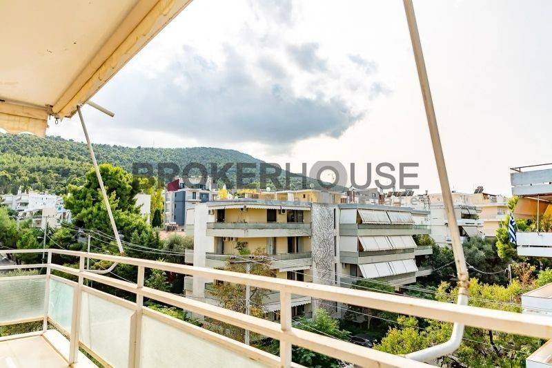 Θέα από μπαλκόνι