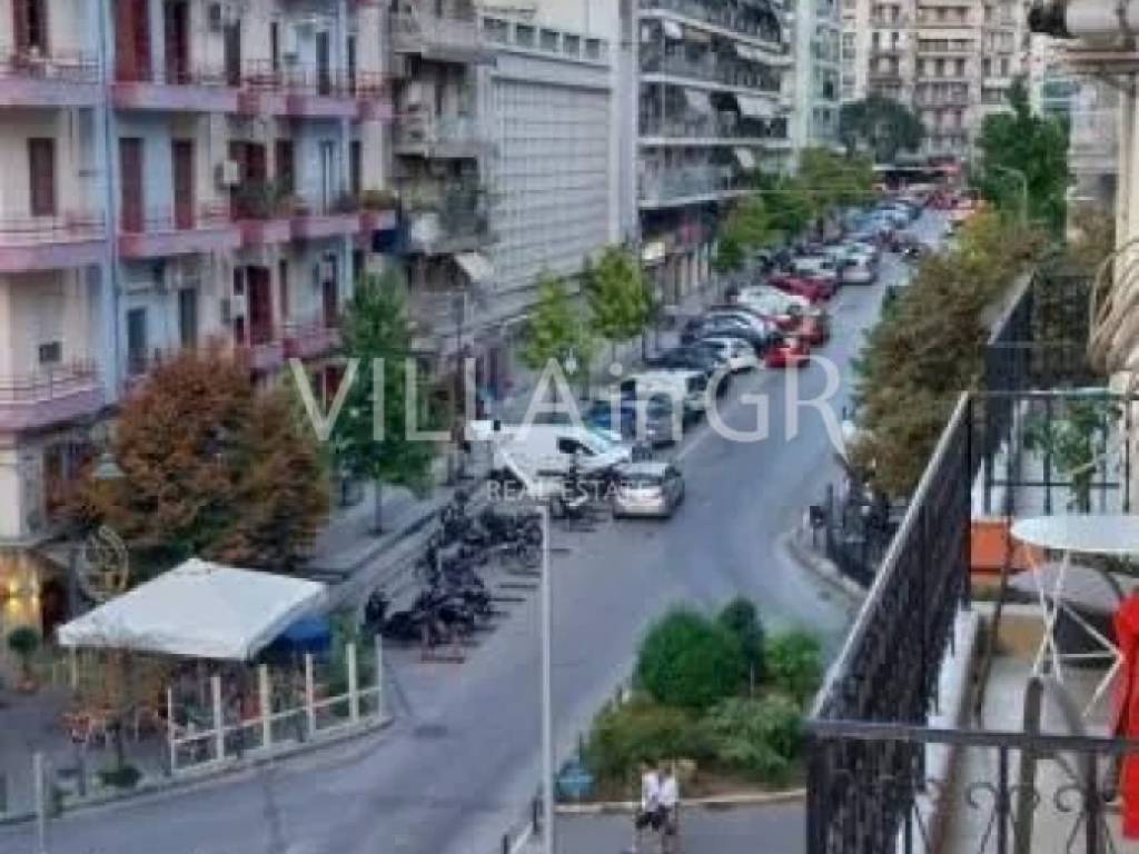 Θέα από μπαλκόνι