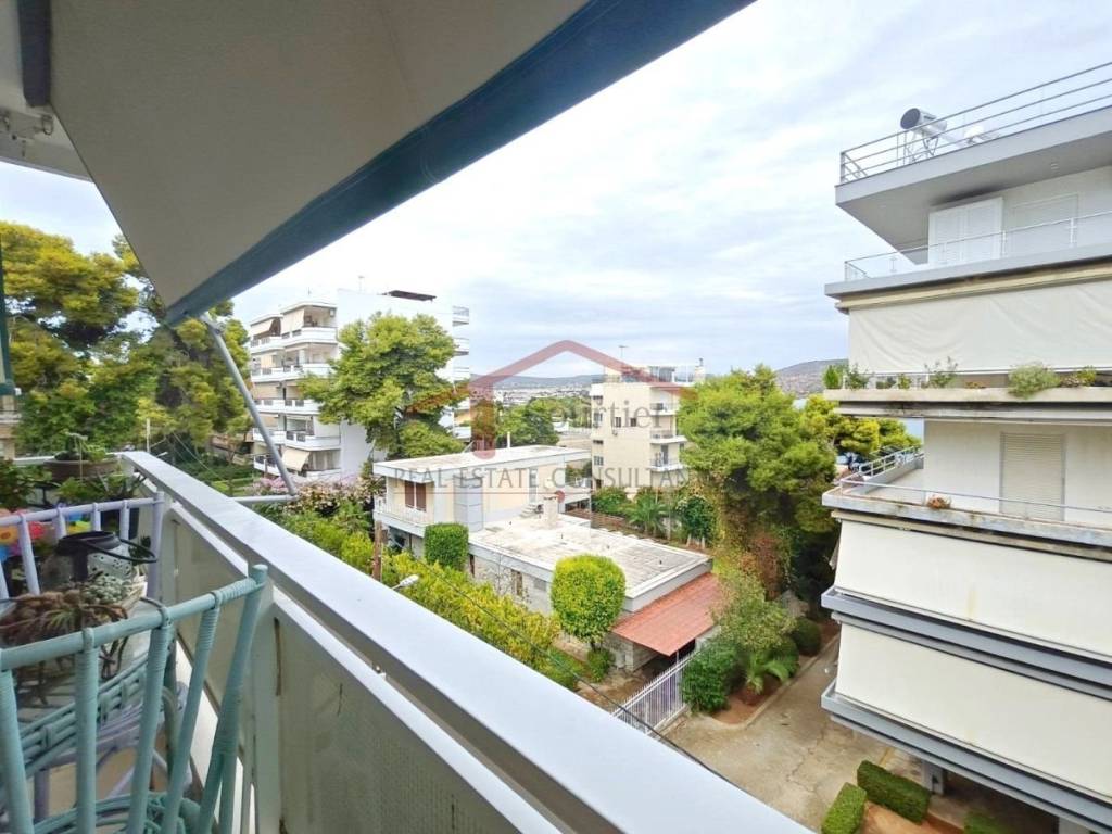 Θέα από μπαλκόνι