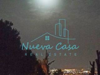 Θέα απο μπαλκόνι