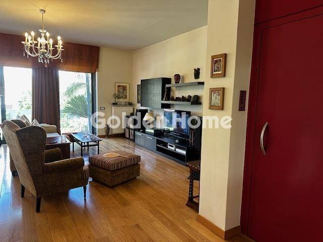 Χολ - Διάδρομος