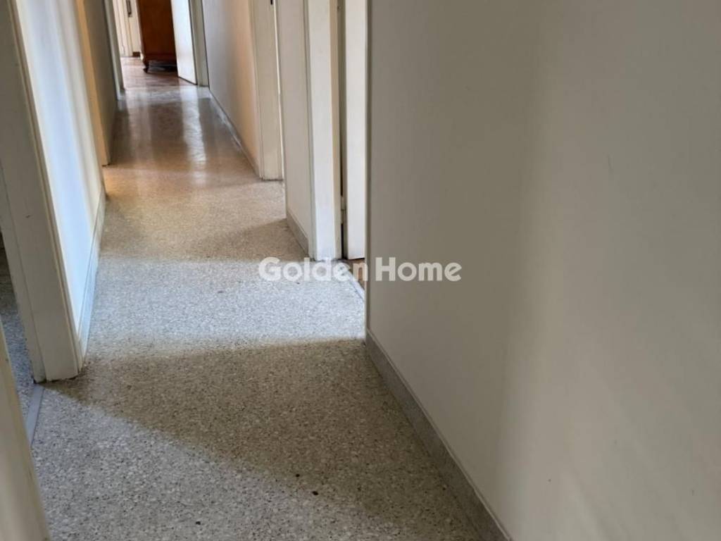 Χολ - Διάδρομος