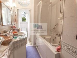 FULL BATHROOM WITH BATHTUB