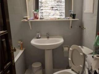 Forumland Real Estate, Μπάνιο