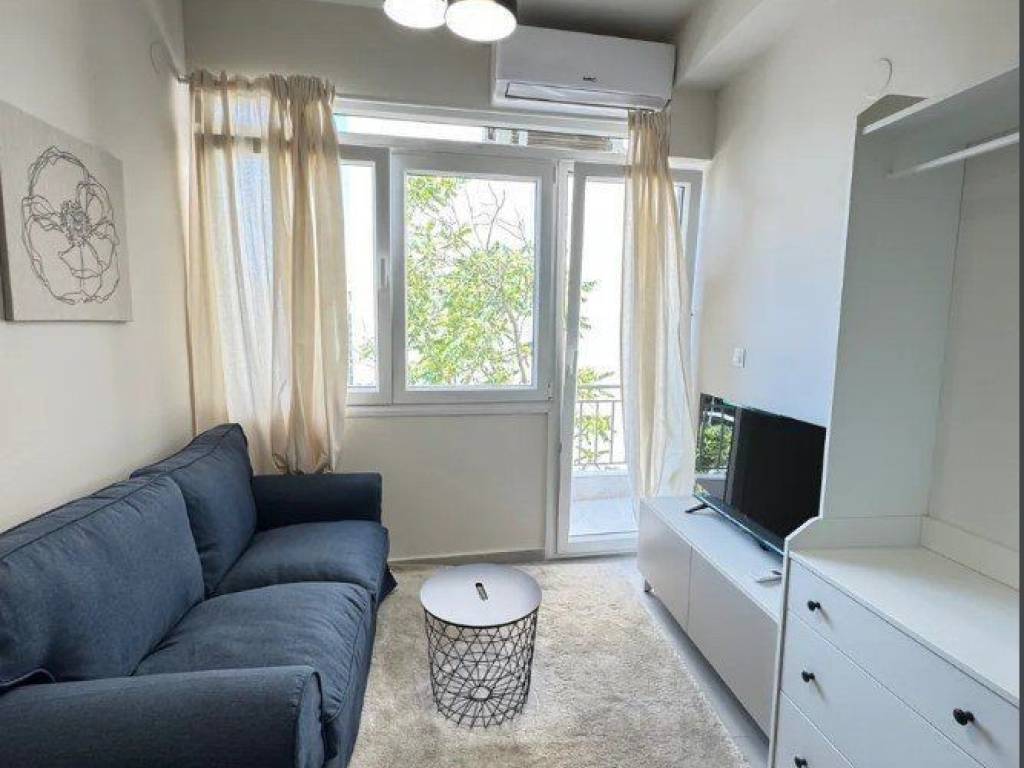 Forumland Real Estate, Studio 28τ.μ.