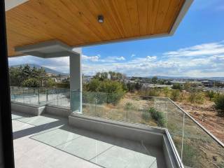 Mpalkoni me thea kathistikoy.