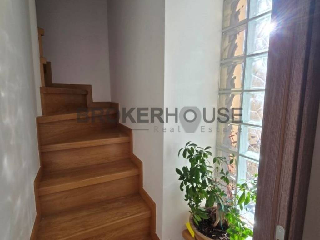 Εσωτερική σκάλα