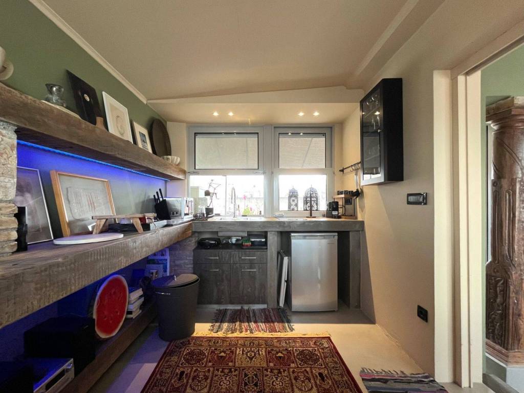 ag._meletiou-_viktorias_sq.-_marni_residential_studio_for_sale