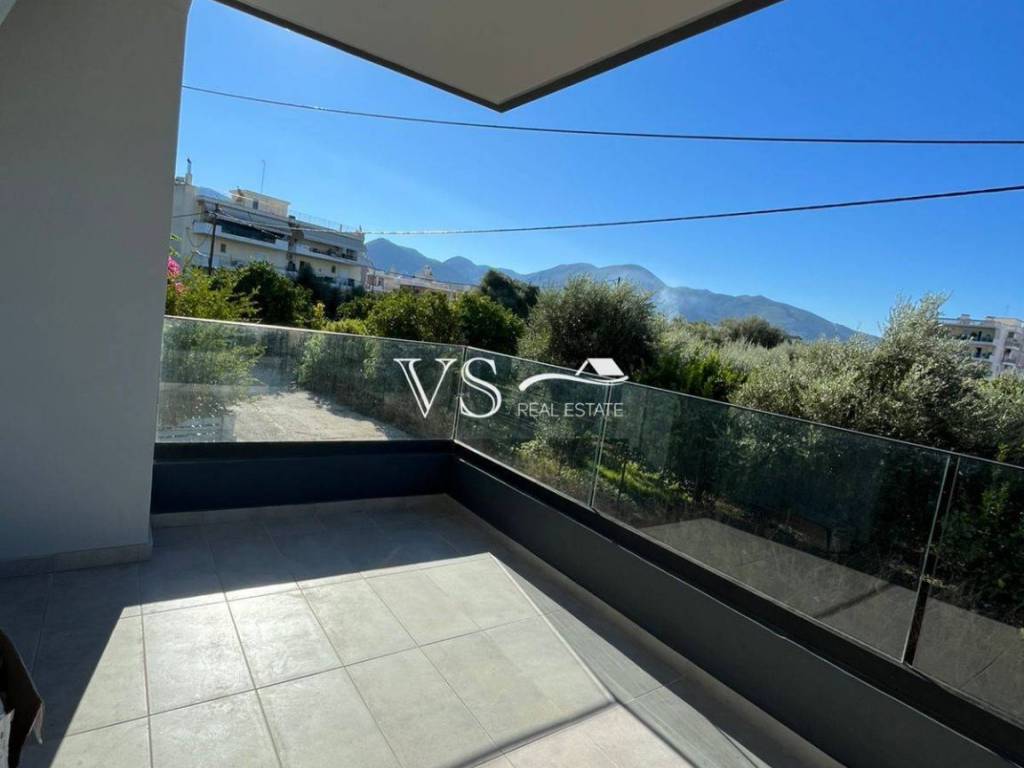 Θέα απο μπαλκόνι