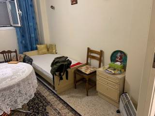 SALONI ME SYROMENE PORTA PROS CHOLL