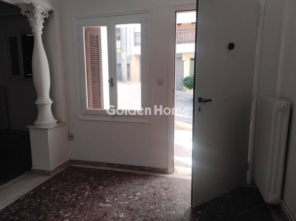 Χολ - Διάδρομος