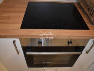 ΕΝΤΟΙΧΙΖΟΜΕΝΗ ΚΟΥΖΙΝΑ-ΕΣΤΙΕΣ