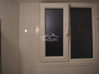 ΠΑΡΑΘΥΡΟ ΛΟΥΤΡΟΥ