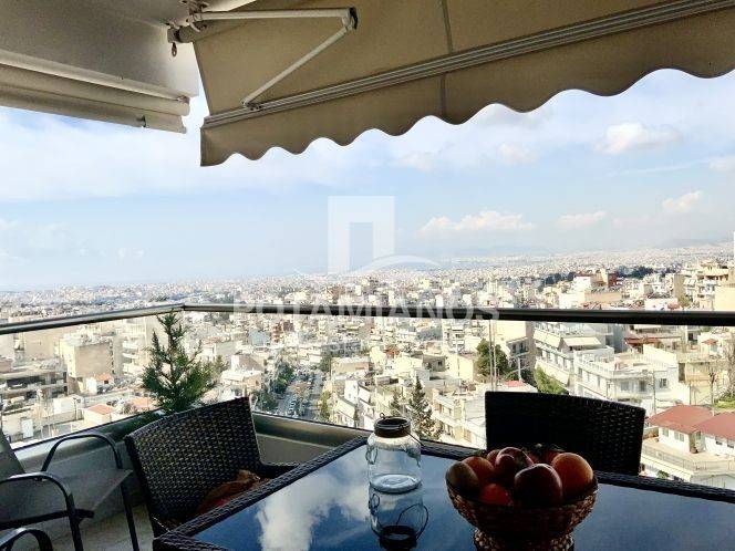 Θέα από μπαλκόνι