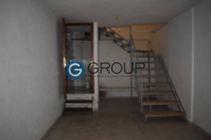 Υπόγειο-Κουζινάκι-W.C.