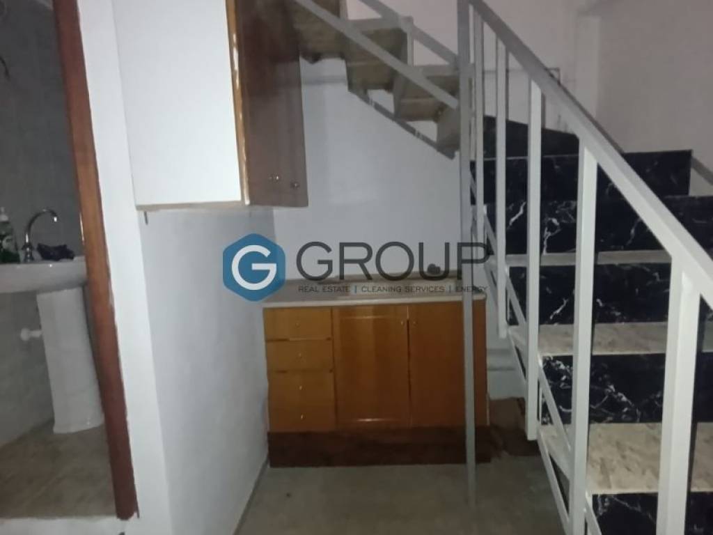 Υπόγειο-Κουζινάκι-W.C.