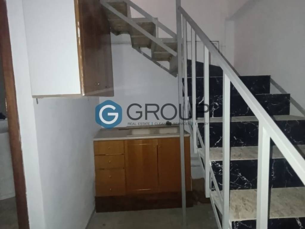 Υπόγειο-Κουζινάκι-W.C.