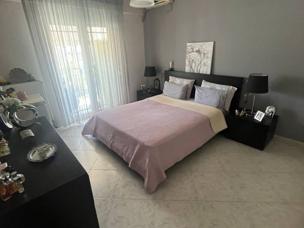 ΚΡΕΒΒΑΤΟΚΑΜΑΡΑ