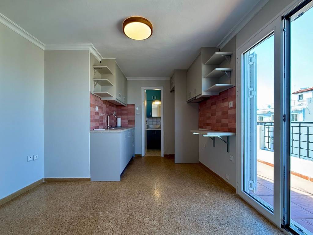 exarcheia_residential_studio_for_rent