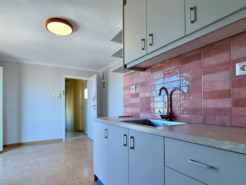 exarcheia_residential_studio_for_rent