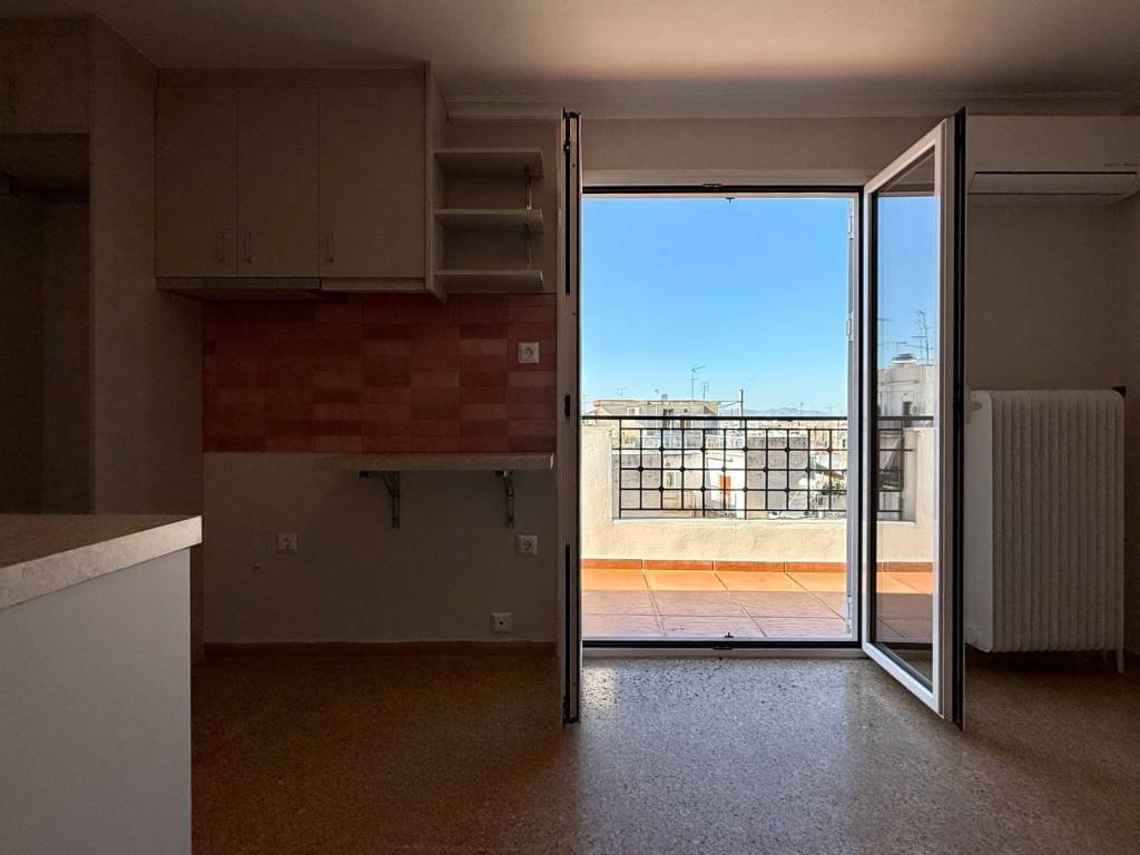 exarcheia_residential_studio_for_rent