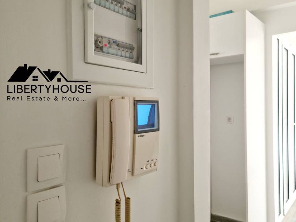 Kainoyrios elektrologikos pinakas &amp; thyroteleorase