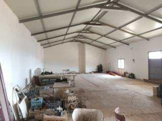 TMEMA APO TO ESOTERIKO TOY KTERIOY