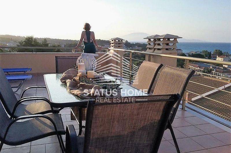 Θέα από μπαλκόνι