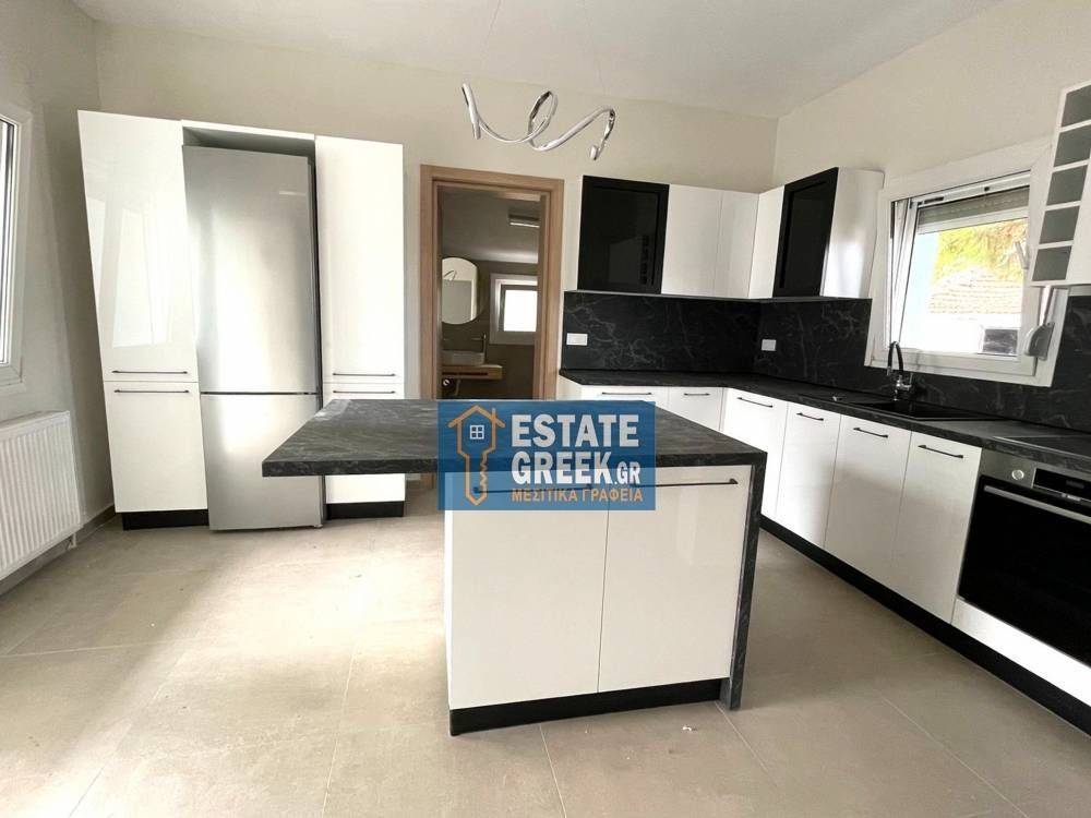 ★ Ανακαίνιση 2025 ★ Άμεσα διαθέσιμη ★ 2 υπνοδωμάτια + 2 μπάνια ★ 