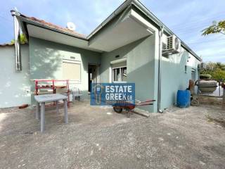 ★ Ανακαίνιση 2025 ★ Άμεσα διαθέσιμη ★ 2 υπνοδωμάτια + 2 μπάνια ★ 