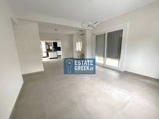 ★ Ανακαίνιση 2025 ★ Άμεσα διαθέσιμη ★ 2 υπνοδωμάτια + 2 μπάνια ★ 