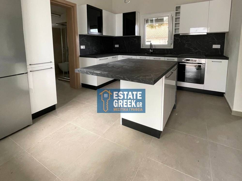 ★ Ανακαίνιση 2025 ★ Άμεσα διαθέσιμη ★ 2 υπνοδωμάτια + 2 μπάνια ★ 