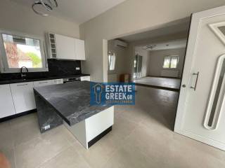 ★ Ανακαίνιση 2025 ★ Άμεσα διαθέσιμη ★ 2 υπνοδωμάτια + 2 μπάνια ★ 