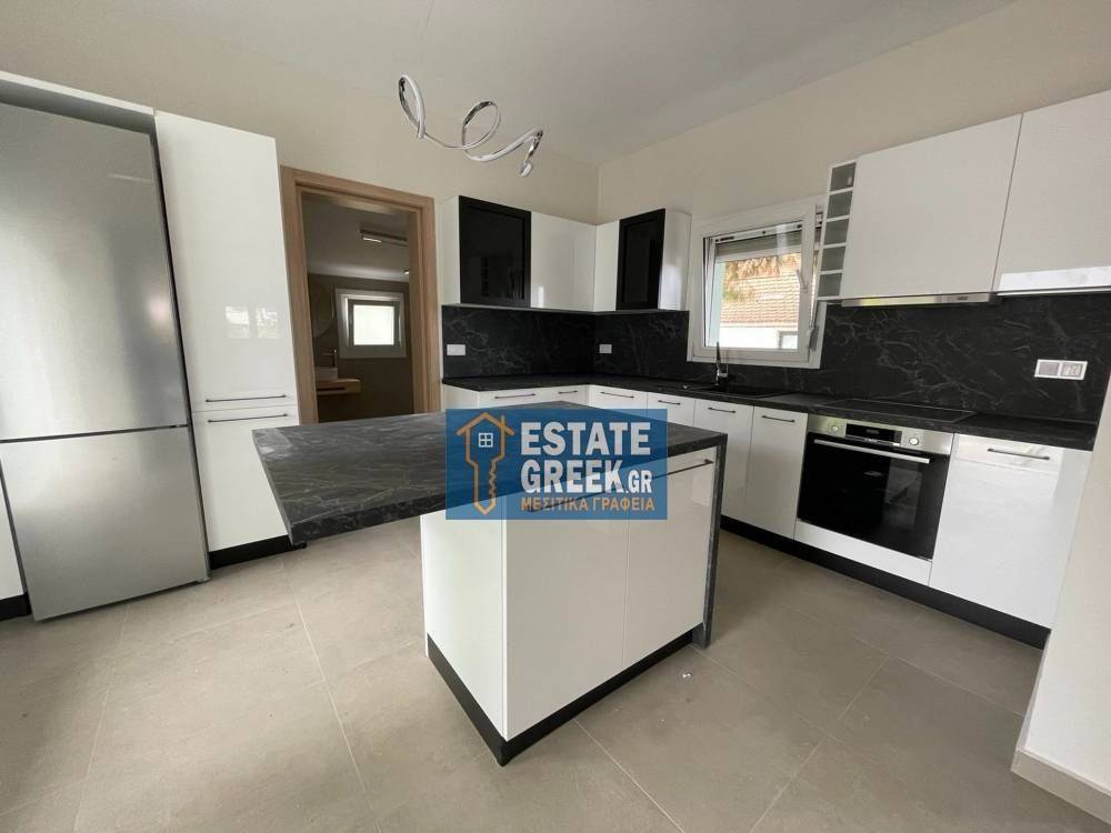 ★ Ανακαίνιση 2025 ★ Άμεσα διαθέσιμη ★ 2 υπνοδωμάτια + 2 μπάνια ★ 