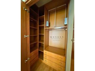 A&#039; YPNODOMATIO DRESSING ROOM