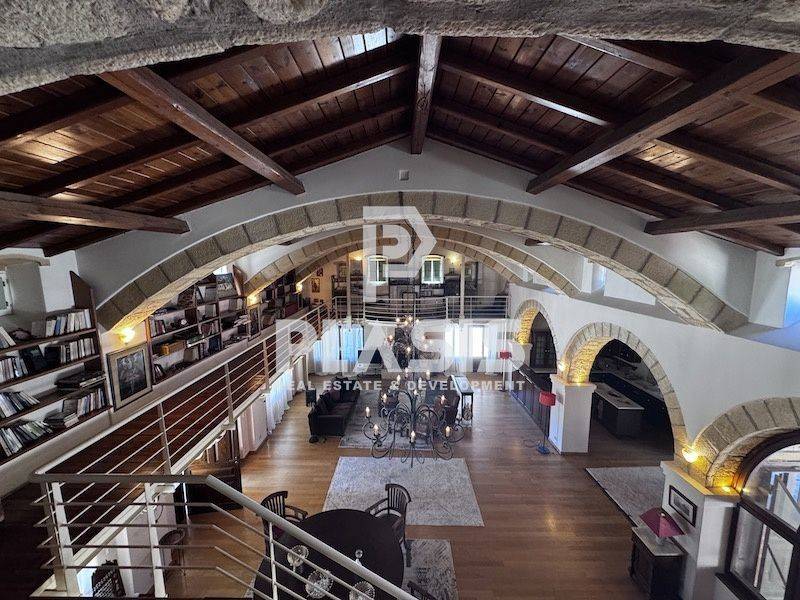 Εσωτερικοι χώροι