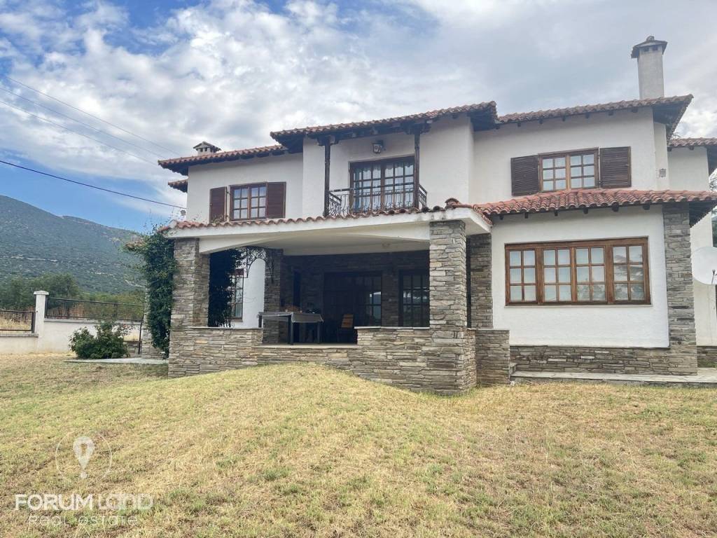 Forumland Real Estate, Exoterike Opse