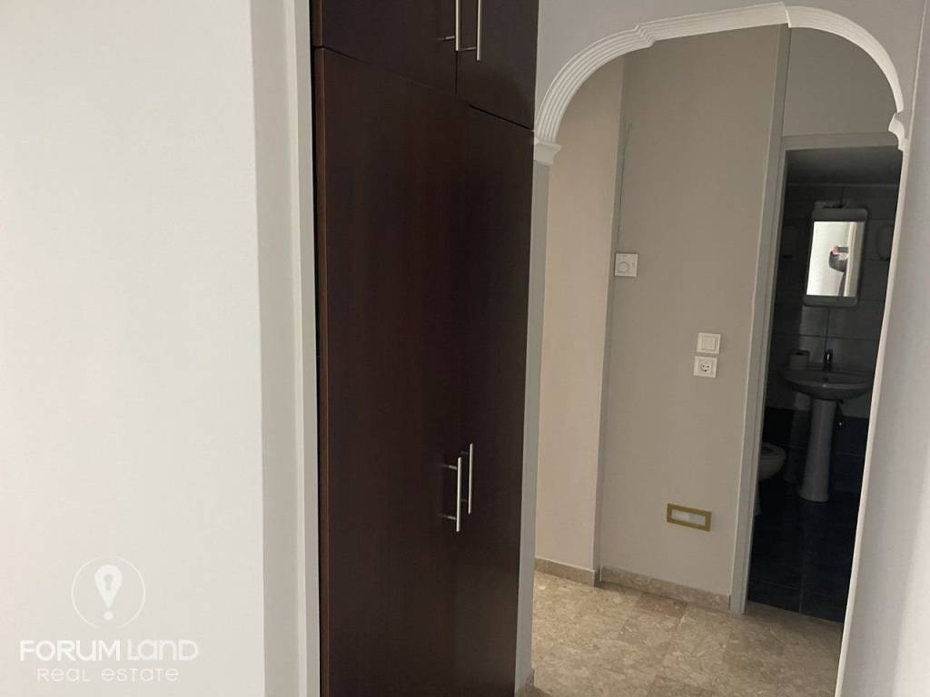 Forumland Real Estate, εσωτερικός Χώρος