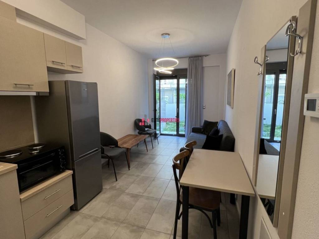 ΣΑΛΟΚΟΥΖΙΝΑ